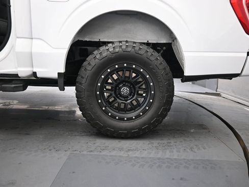 Used 2022 Ford F150 XLT w/ Equipment Group 302A High AWD/4WD image 21