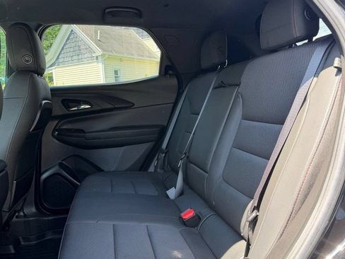 Used 2022 Chevrolet TrailBlazer RS AWD/4WD image 12