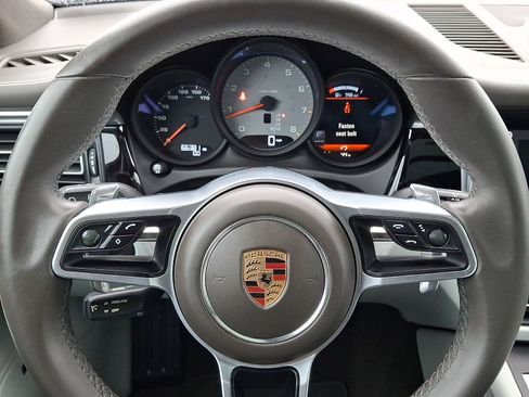 Used 2021 Porsche Macan S image 19