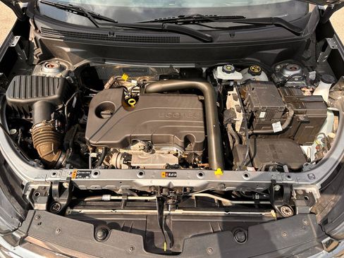 Used 2023 Chevrolet Equinox LS w/ LS Convenience Package AWD/4WD image 19