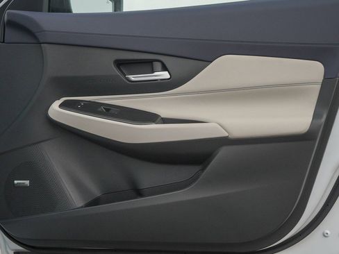 New 2026 Nissan Sentra SL w/ Floor Mat Package image 8