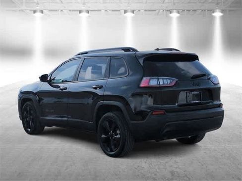 Used 2019 Jeep Cherokee Latitude Plus image 6