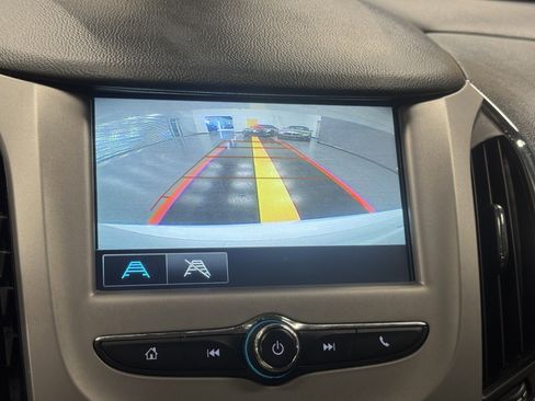 Used 2018 Chevrolet Cruze LS image 8