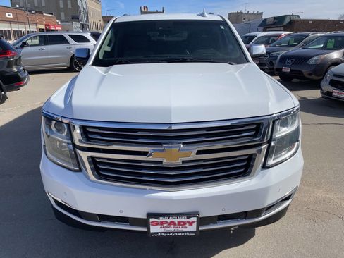 Used 2016 Chevrolet Suburban LTZ image 3