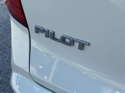 Used 2018 Honda Pilot EX-L image 10