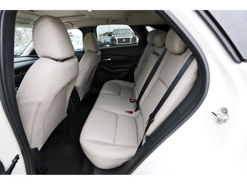 Used 2025 MAZDA CX-30 AWD 2.5 S w/ Preferred Package image 12