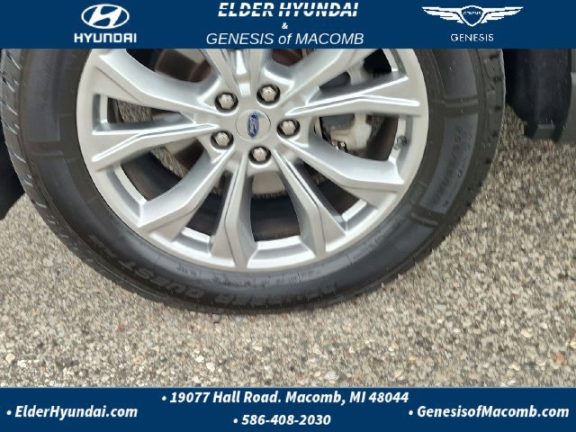 Used 2021 Ford Explorer XLT w/ Equipment Group 202A AWD/4WD image 21