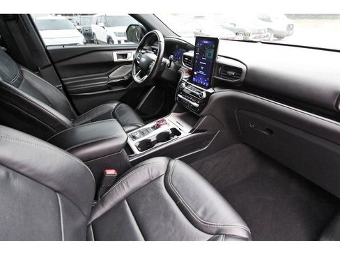 Used 2021 Ford Explorer ST w/ Equipment Group 401A AWD/4WD image 31