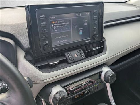 Used 2022 Toyota RAV4 XLE Premium AWD/4WD image 11