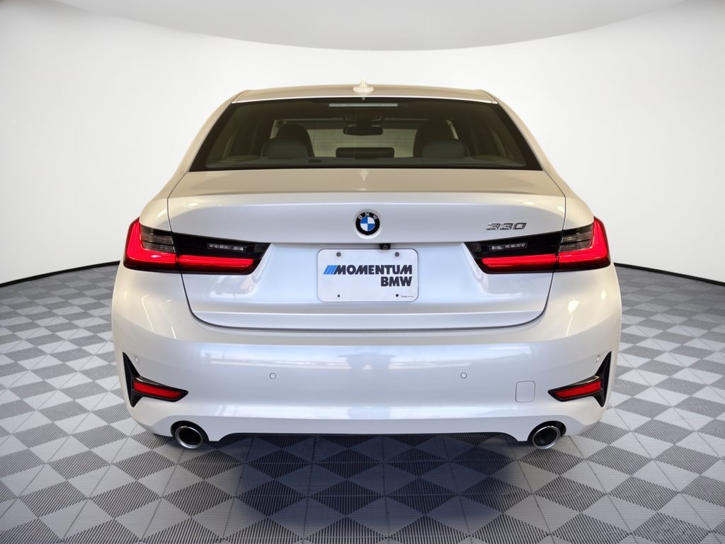 Used 2020 BMW 330i Sedan w/ Premium Package RWD image 11