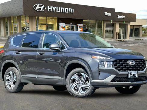 Used 2021 Hyundai Santa Fe SE w/ Cargo Package AWD/4WD image 2