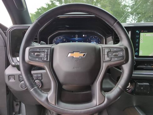 Used 2023 Chevrolet Silverado 1500 High Country w/ Technology Package AWD/4WD image 29