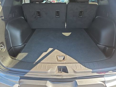 Used 2024 Chevrolet Blazer LT w/ Convenience Package FWD image 23