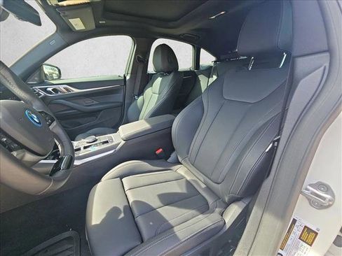 Used 2025 BMW i4 eDrive40 w/ Premium Package image 16