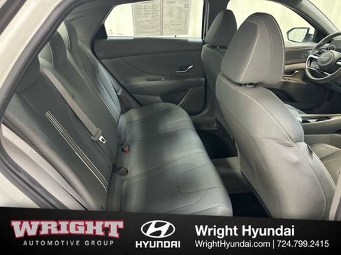 Certified 2023 Hyundai Elantra SEL w/ Convenience Package image 16