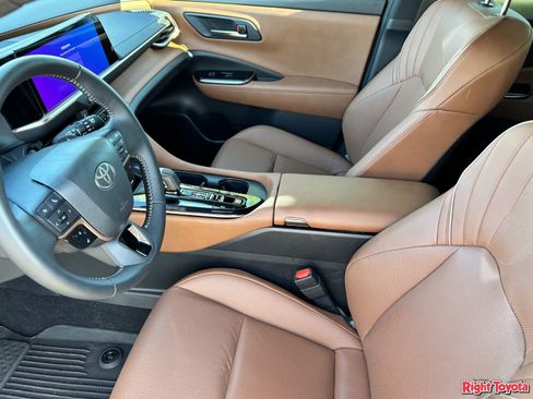 Certified 2025 Toyota Crown Signia AWD/4WD image 20