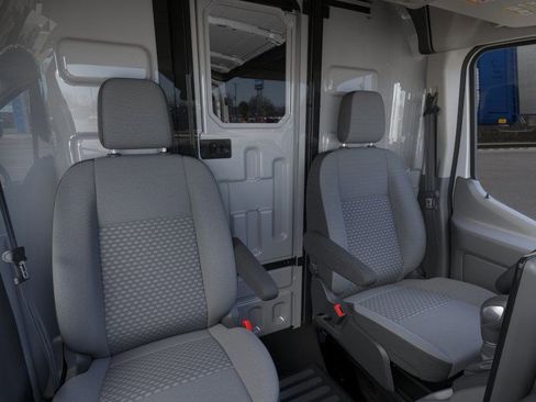 New 2026 Ford Transit 250 148 Medium Roof Extended AWD image 10