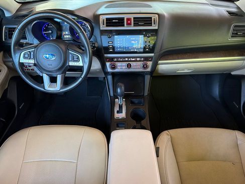 Used 2017 Subaru Outback 2.5i Limited AWD/4WD image 18