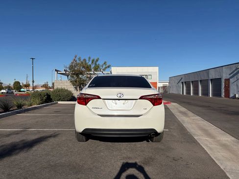Used 2017 Toyota Corolla LE w/ Carpet Mat Package (TMS) image 8