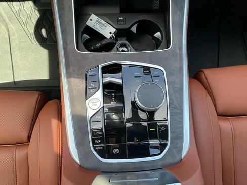 New 2026 BMW X5 xDrive50e w/ M Sport Package AWD/4WD image 14
