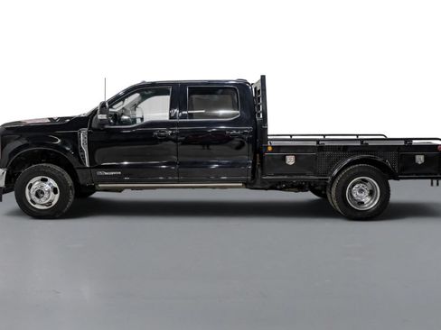Used 2023 Ford F350 Lariat w/ FX4 Off-Road Package AWD/4WD image 9