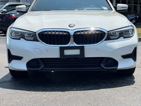 Used 2019 BMW 330i xDrive Sedan w/ Driving Assistance Package AWD/4WD image 2