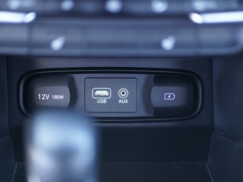 Used 2019 Hyundai Santa Fe Limited FWD image 31