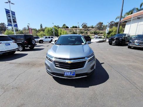Used 2024 Chevrolet Equinox LT FWD image 3