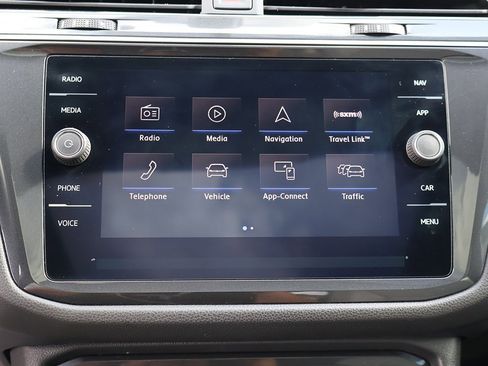 Used 2019 Volkswagen Tiguan SEL Premium R-Line image 55