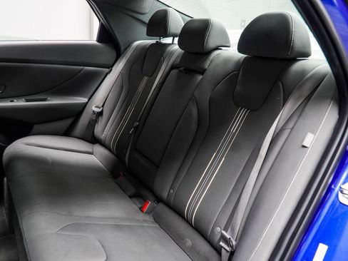 Used 2024 Hyundai Elantra SEL w/ Convenience Package image 37