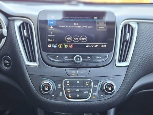 Used 2024 Chevrolet Malibu LT image 22