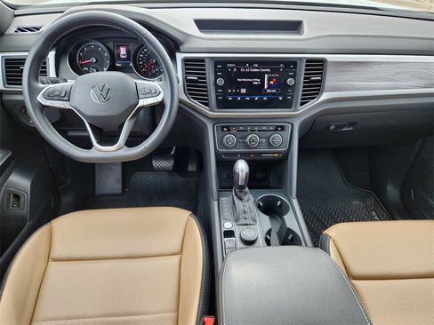 Used 2021 Volkswagen Atlas Cross Sport SE image 10