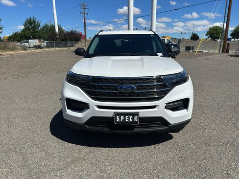 Used 2022 Ford Explorer XLT w/ Class IV Trailer Tow Package AWD/4WD image 28