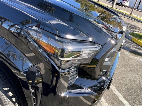 New 2026 Toyota Tacoma SR5 image 13