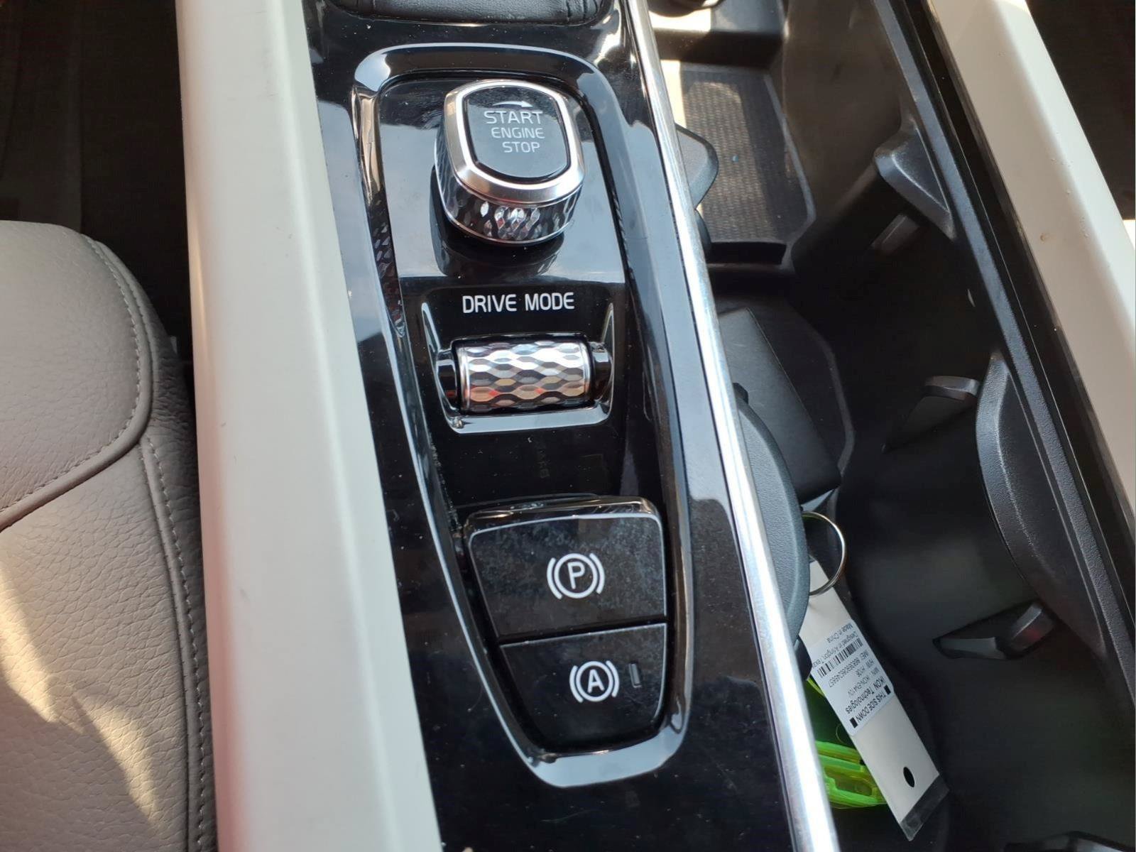 Used 2020 Volvo S60 T5 Momentum w/ Protection Package Premier FWD image 23