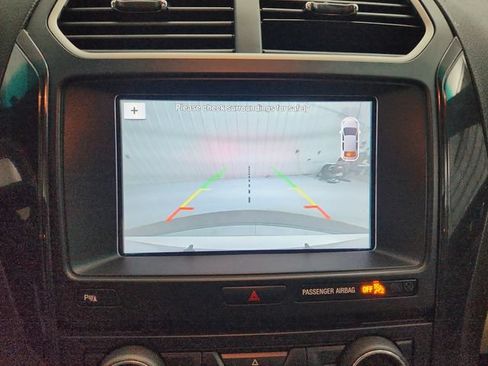 Used 2017 Ford Explorer XLT w/ Equipment Group 202A FWD image 29