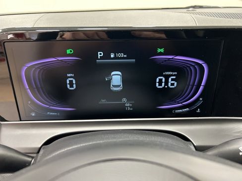 New 2026 Kia Seltos LX FWD image 16