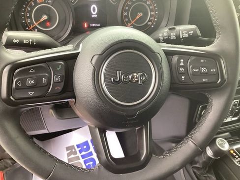 Certified 2025 Jeep Wrangler Unlimited Sport AWD/4WD image 12