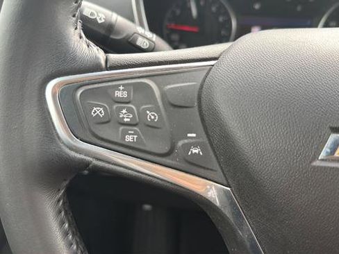 Used 2020 Chevrolet Equinox LT image 16