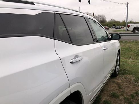 Used 2023 GMC Terrain Denali AWD/4WD image 6