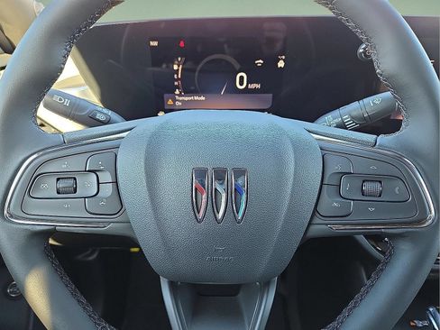 New 2026 Buick Envista Avenir FWD image 24