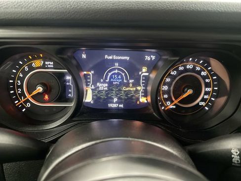 Used 2024 Jeep Wrangler Unlimited Sport AWD/4WD image 11