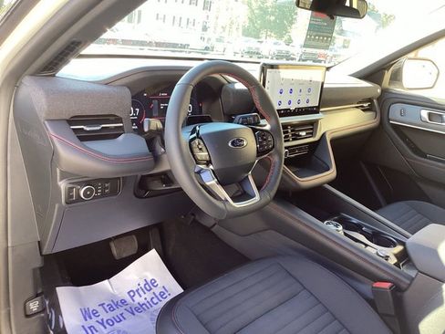 New 2026 Ford Explorer ST-Line w/ ST-Line Street Pack image 24