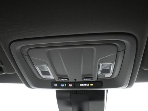 Used 2023 Chevrolet Silverado 1500 RST AWD/4WD image 25