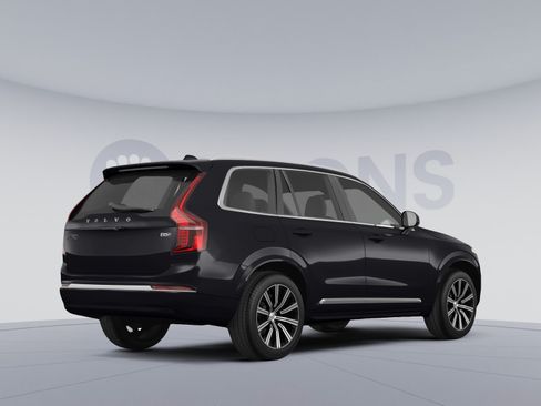 Used 2024 Volvo XC90 B6 Plus w/ Protection Package Premier AWD/4WD image 4