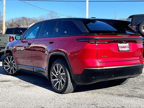 Used 2025 Jeep Wagoneer S Limited image 9