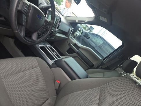 Used 2016 Ford F150 XLT w/ Equipment Group 302A Luxury AWD/4WD image 8