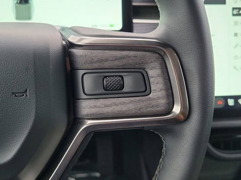 Used 2025 Rivian R1T Adventure image 18