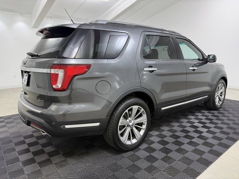 Used 2018 Ford Explorer Limited image 7