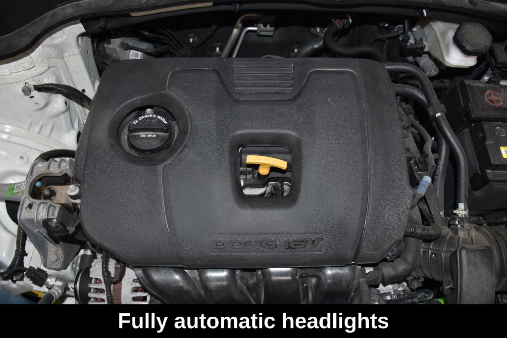 Used 2025 Kia Soul LX w/ LX Technology Package FWD image 8